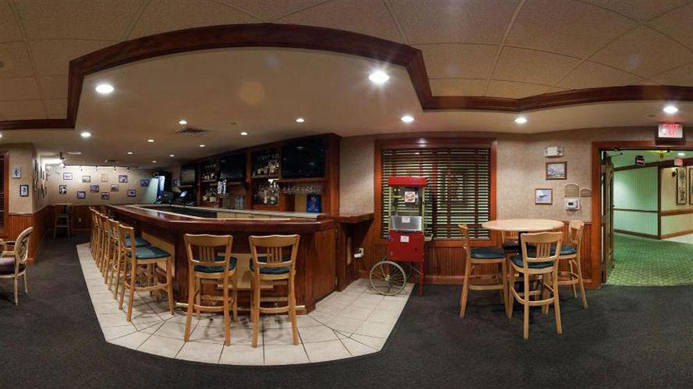 Holiday Inn Milwaukee Airport By Ihg Екстериор снимка