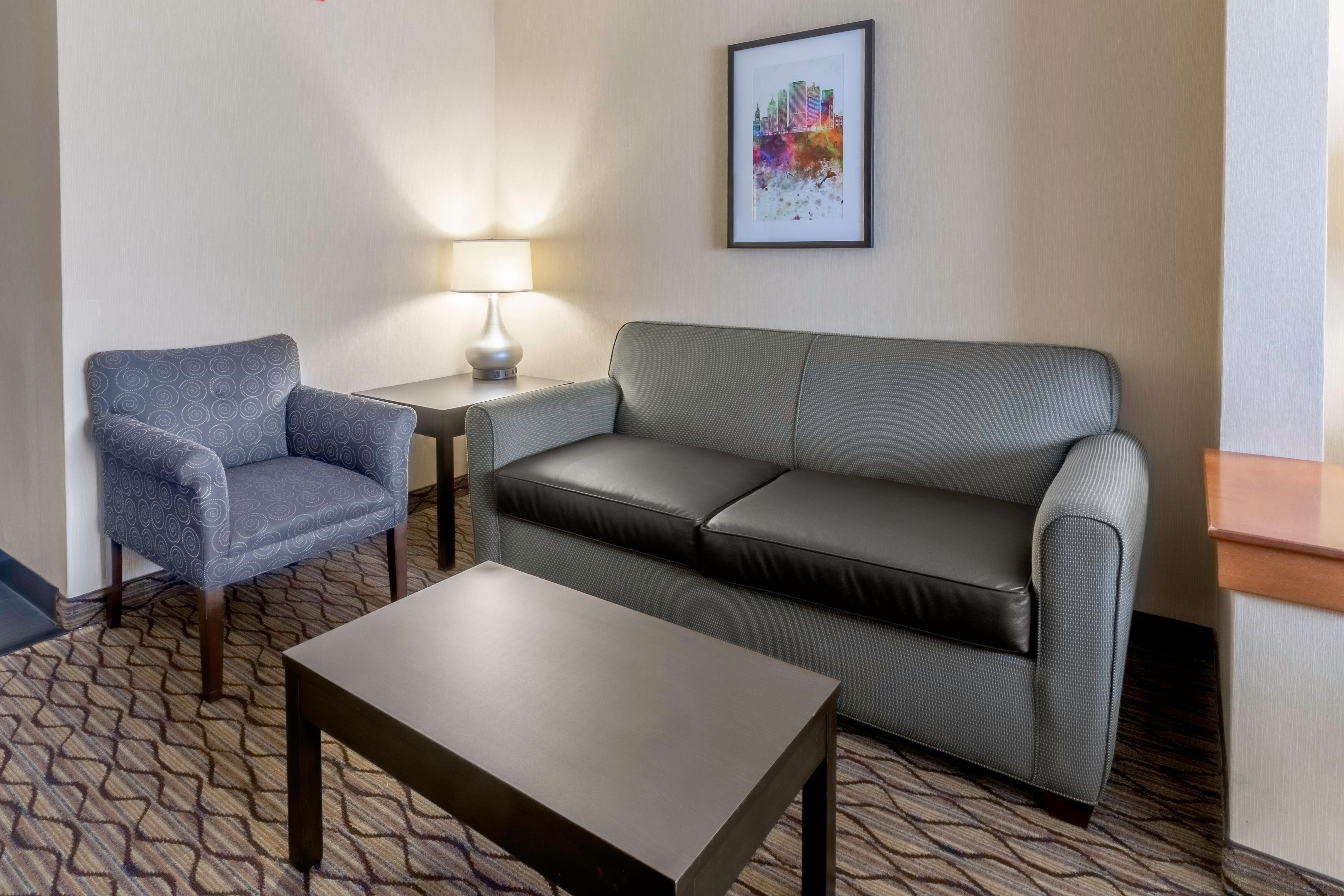 Holiday Inn Milwaukee Airport By Ihg Екстериор снимка
