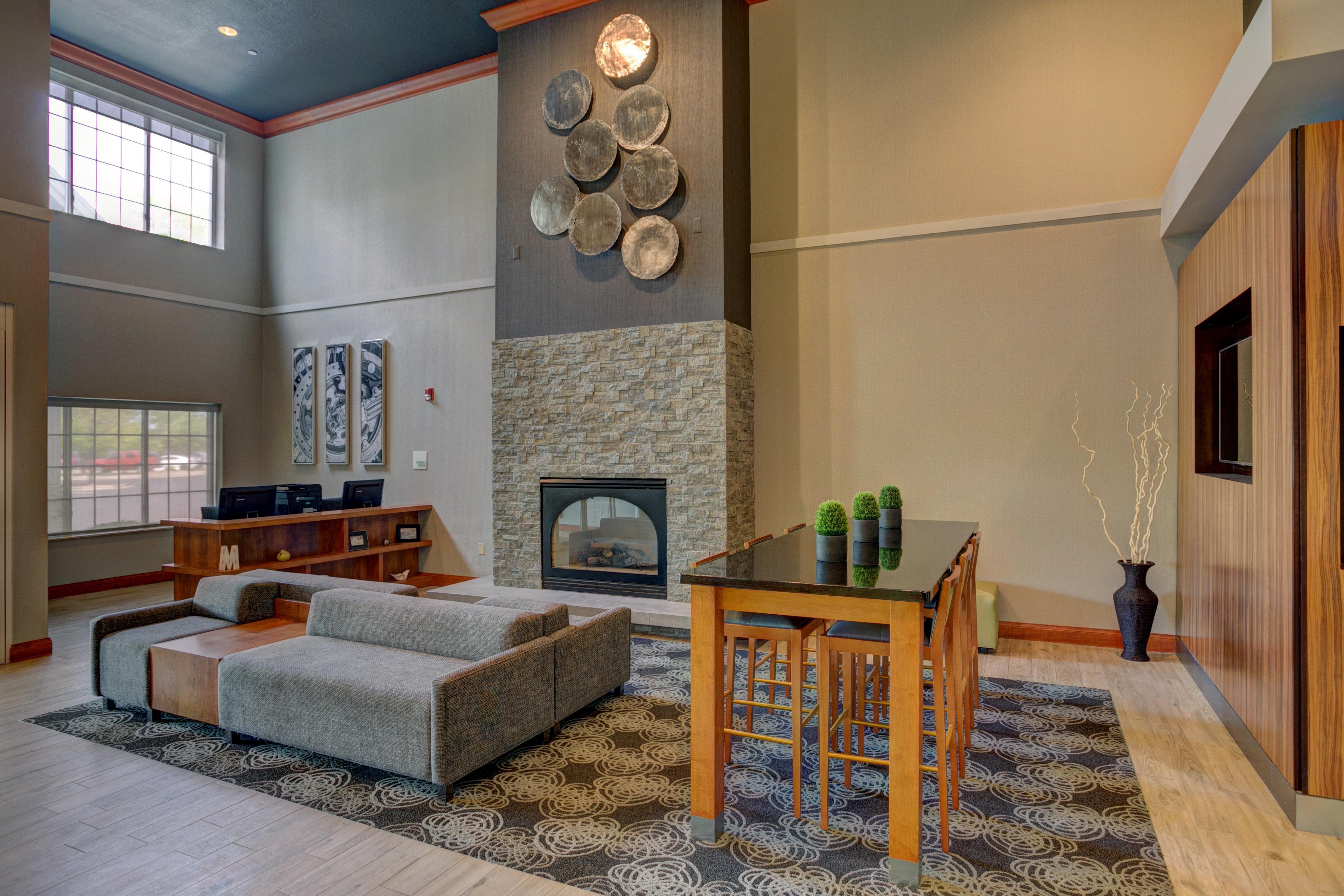 Holiday Inn Milwaukee Airport By Ihg Екстериор снимка