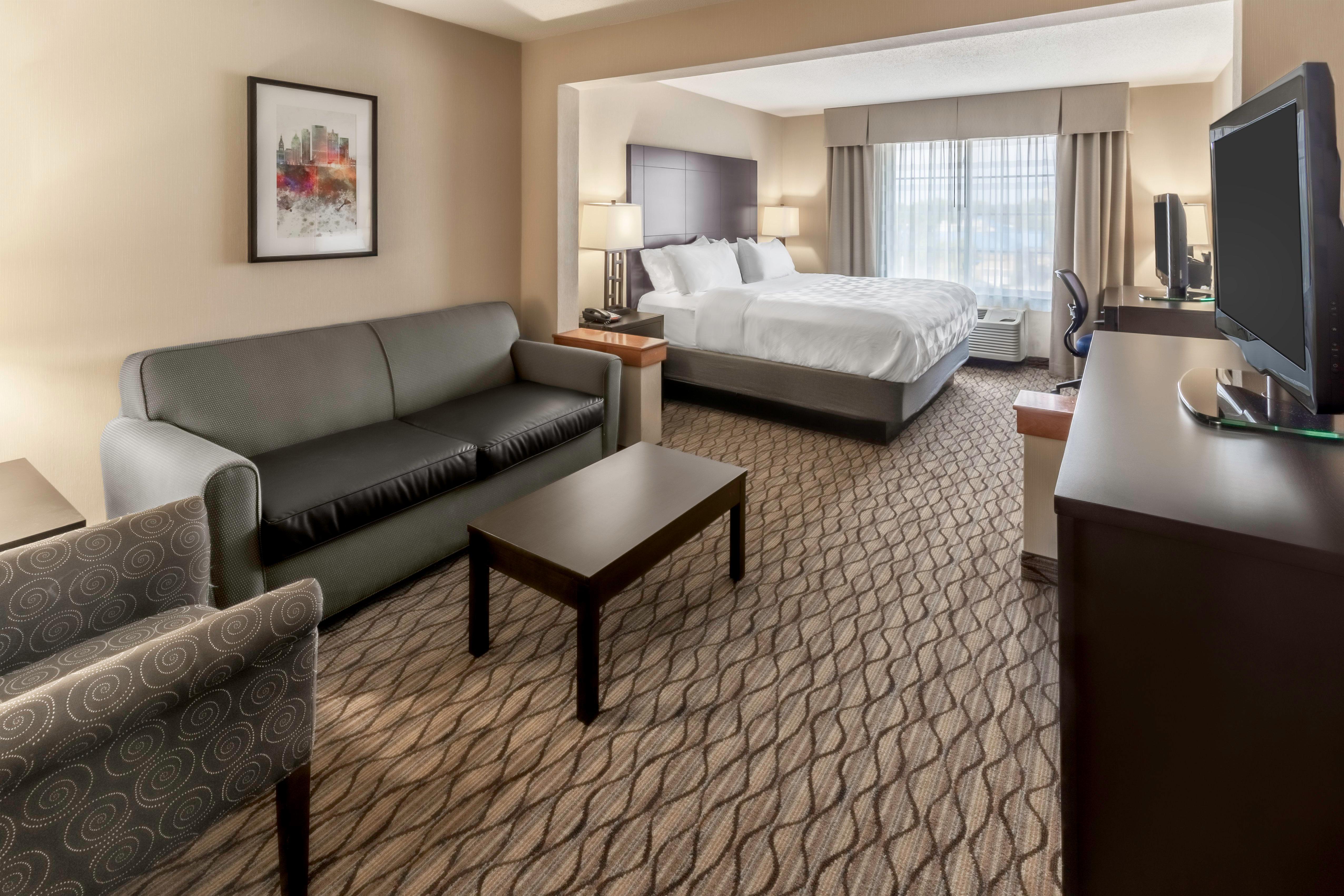 Holiday Inn Milwaukee Airport By Ihg Екстериор снимка