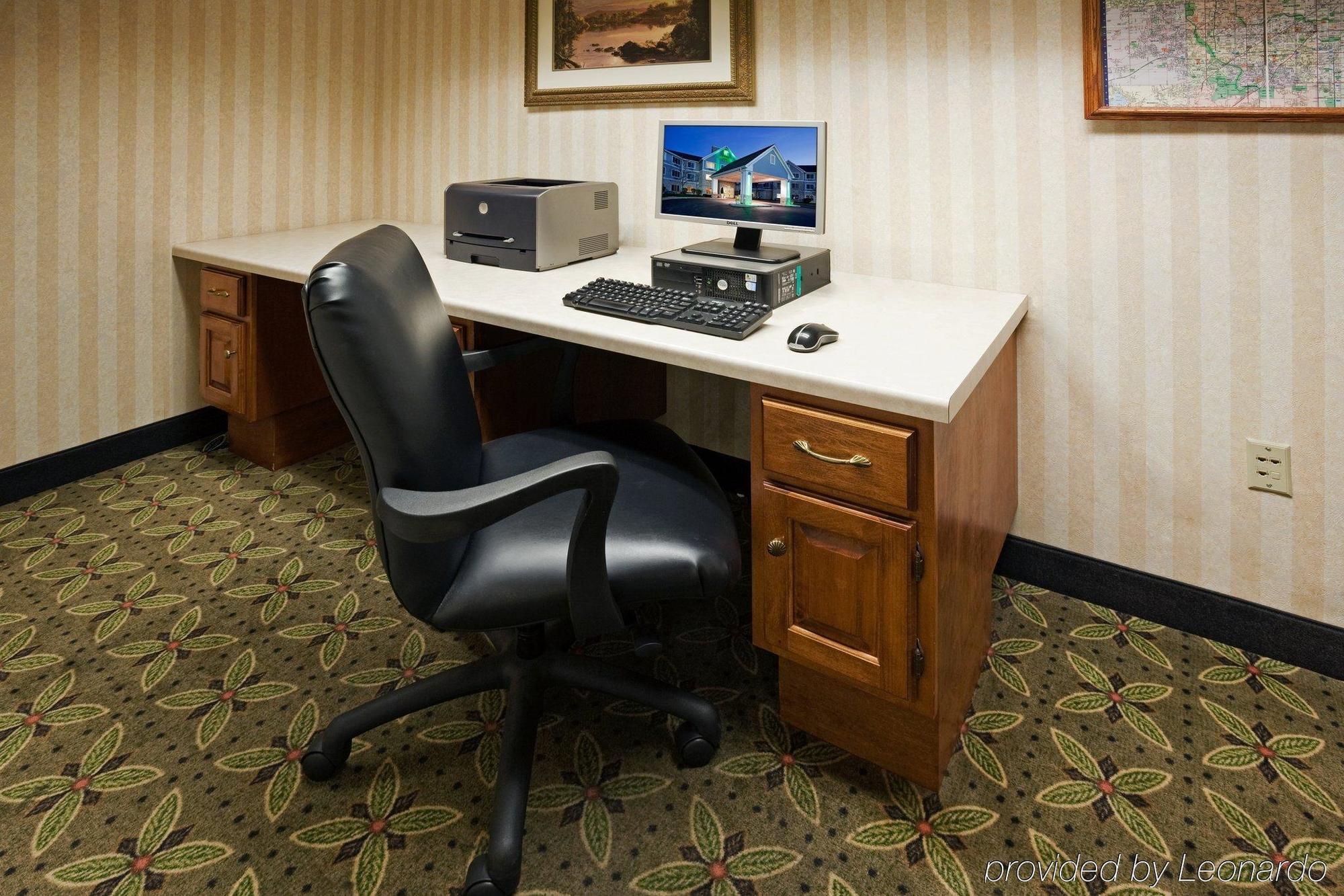 Holiday Inn Milwaukee Airport By Ihg Екстериор снимка