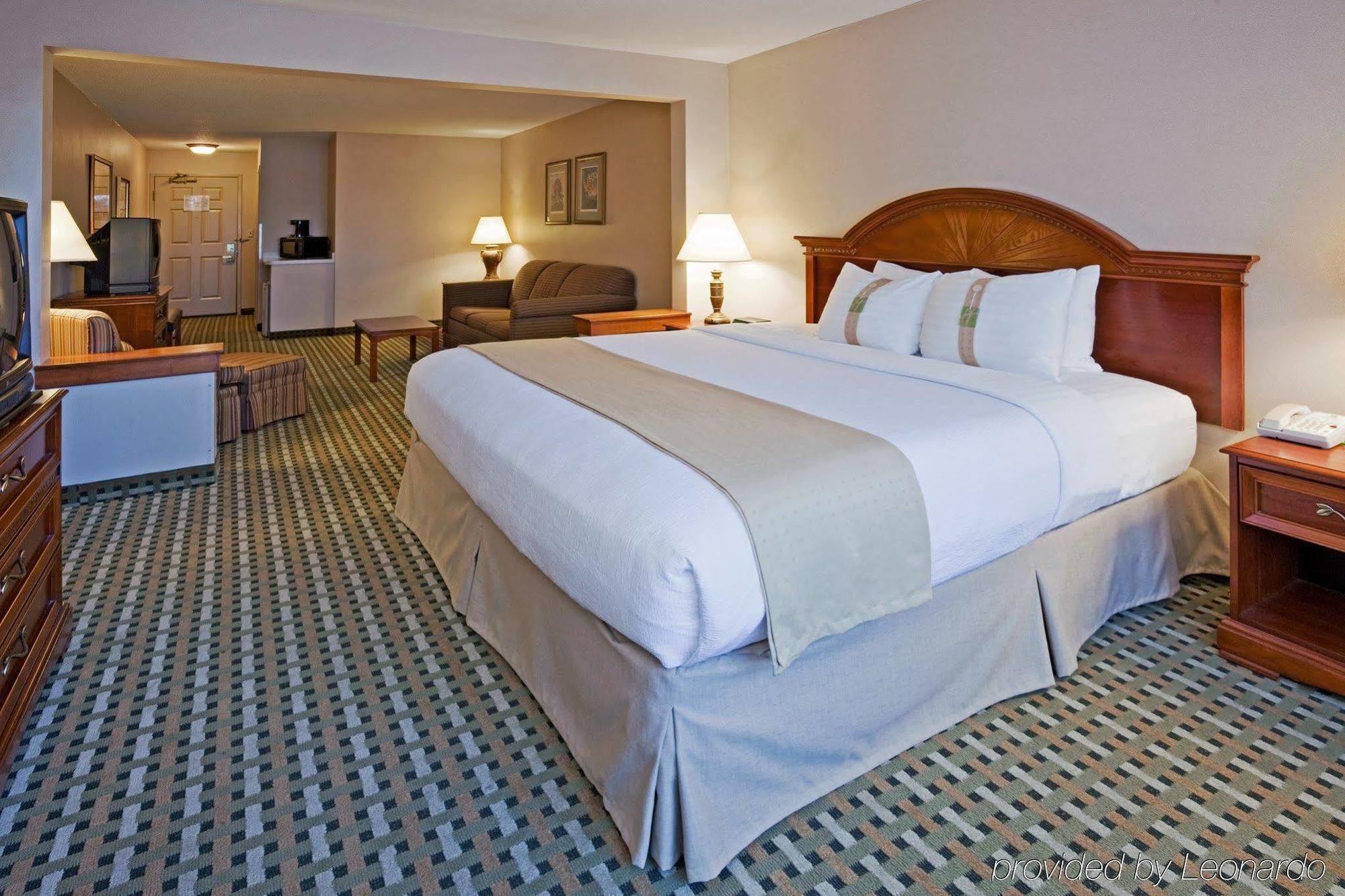 Holiday Inn Milwaukee Airport By Ihg Екстериор снимка